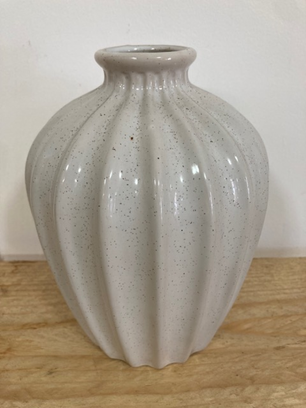 Barrel Vase